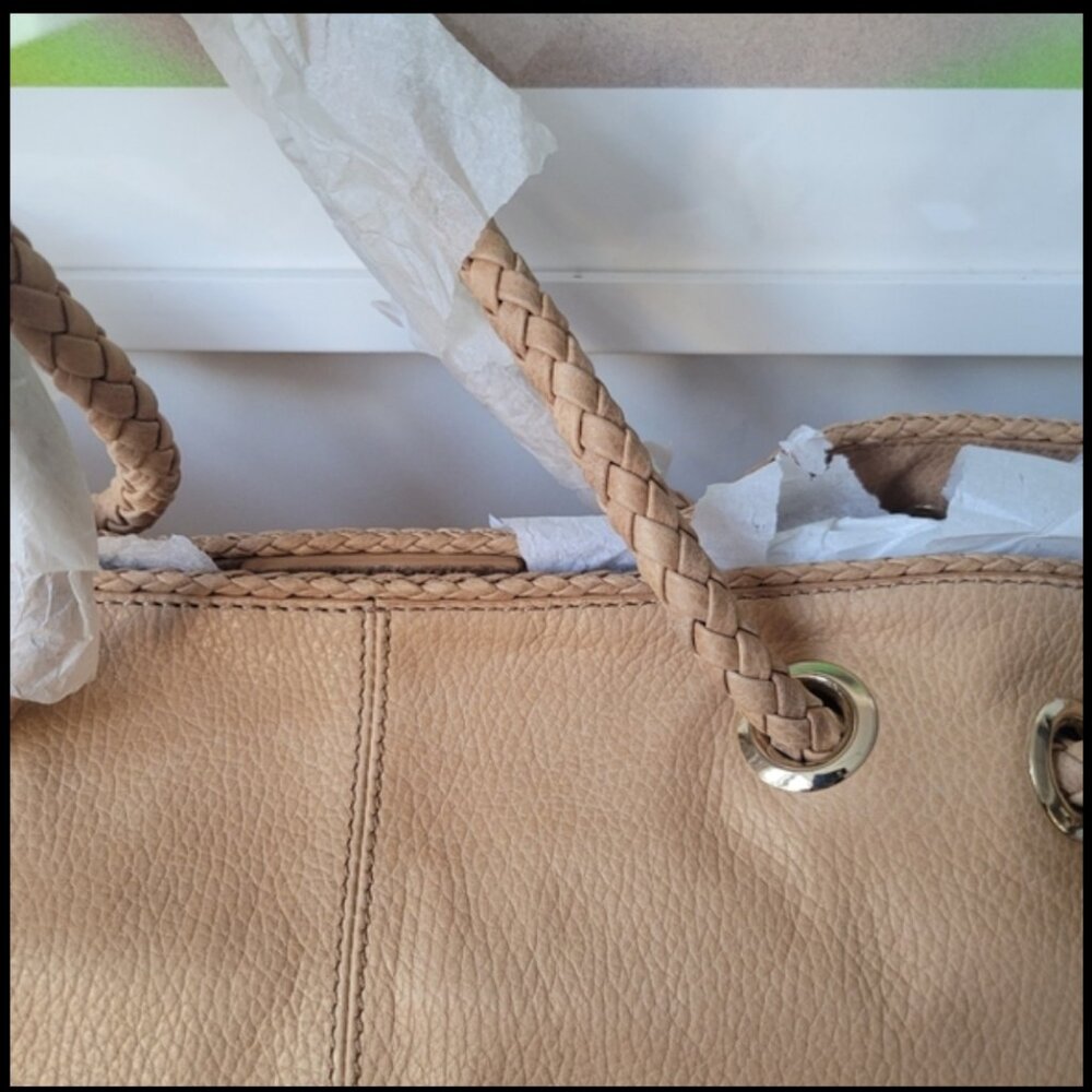 STUART WEITZMAN Tote Bag - Picture 4 of 12